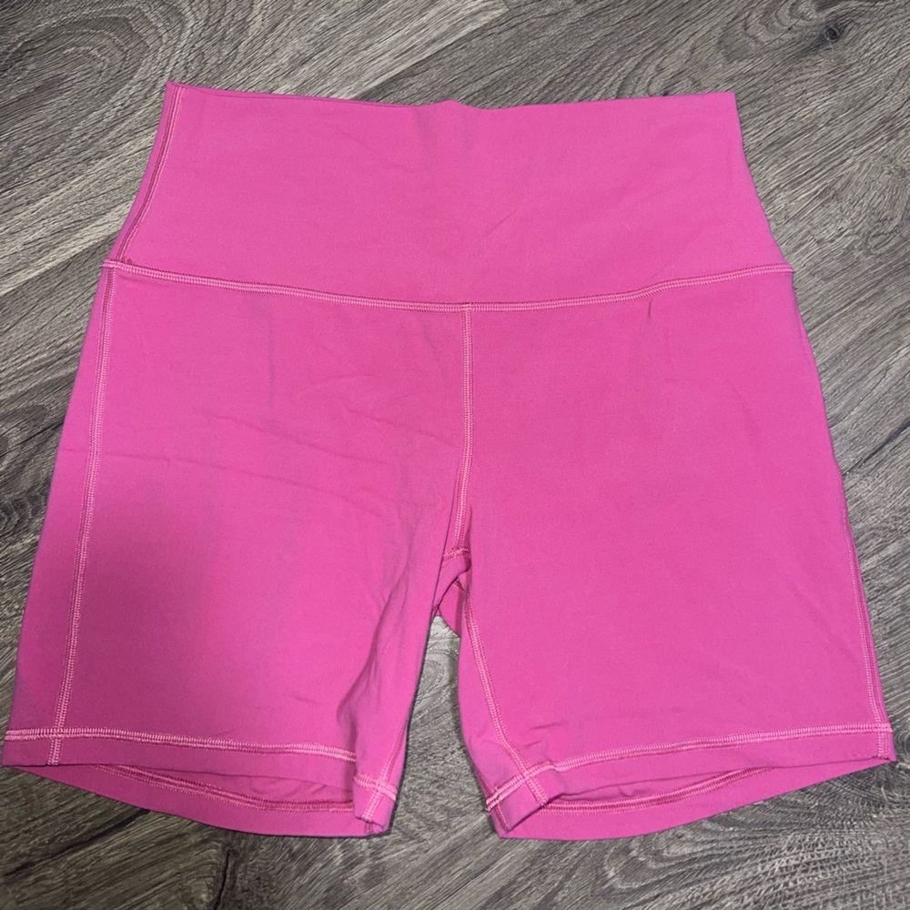 Lululemon Align HR Shorts 6”